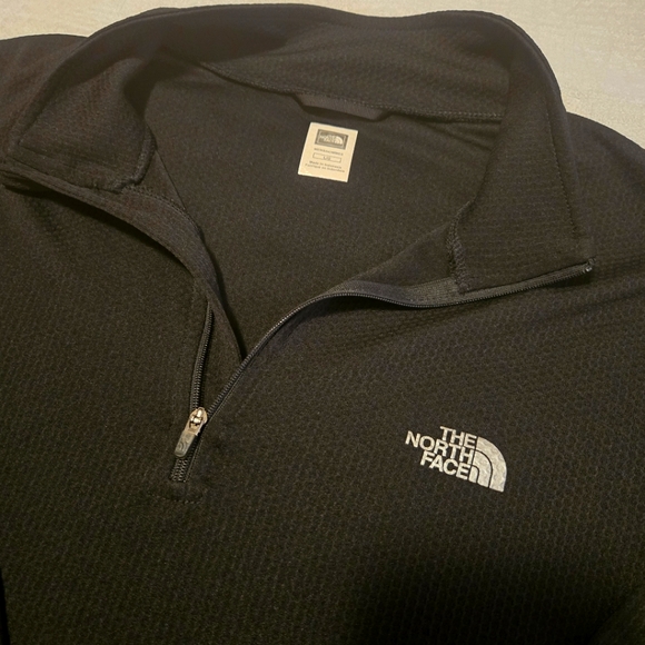 The North Face quarter zip pullover, size large - Picture 2 of 6